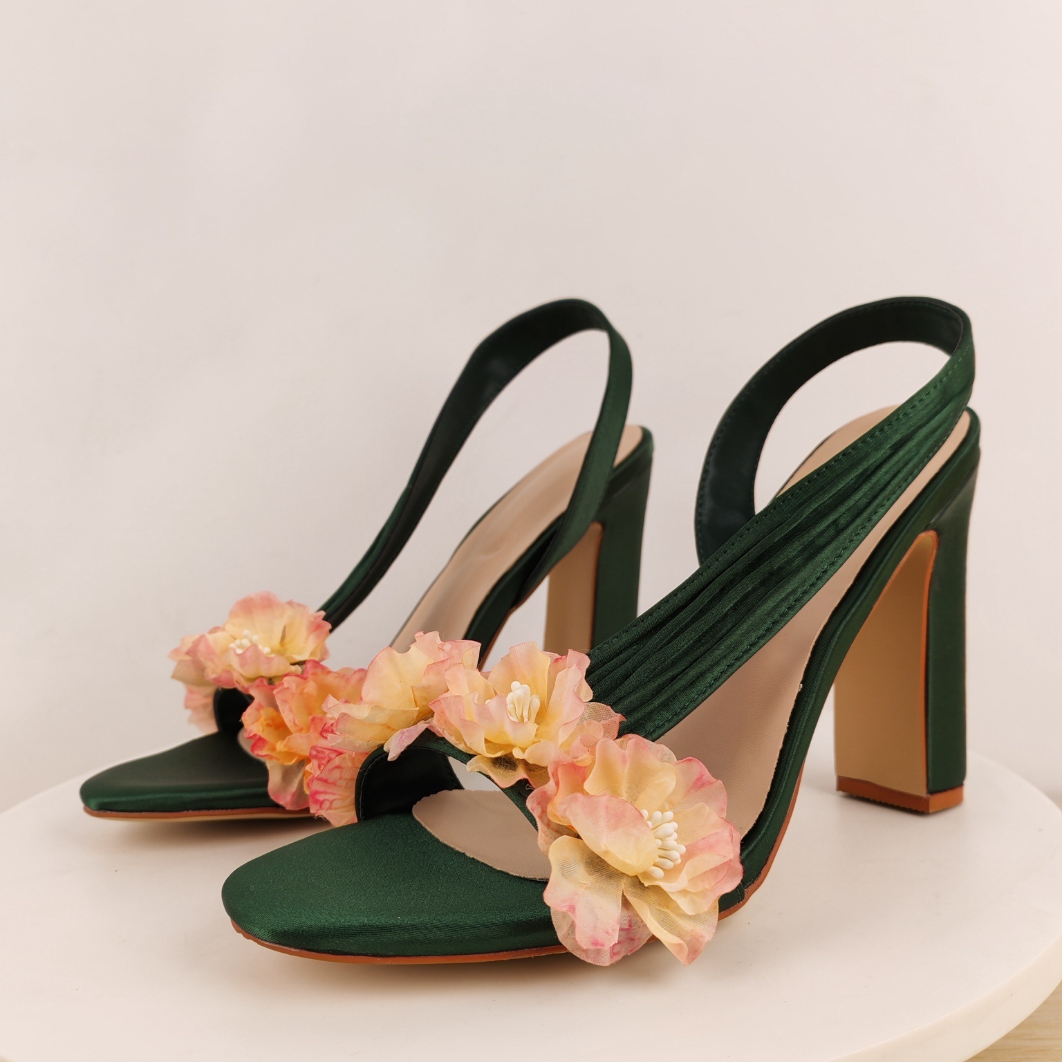 Sandal Bunga Slingback Hak Blo - Slip Dress Satin ulasan dan harga